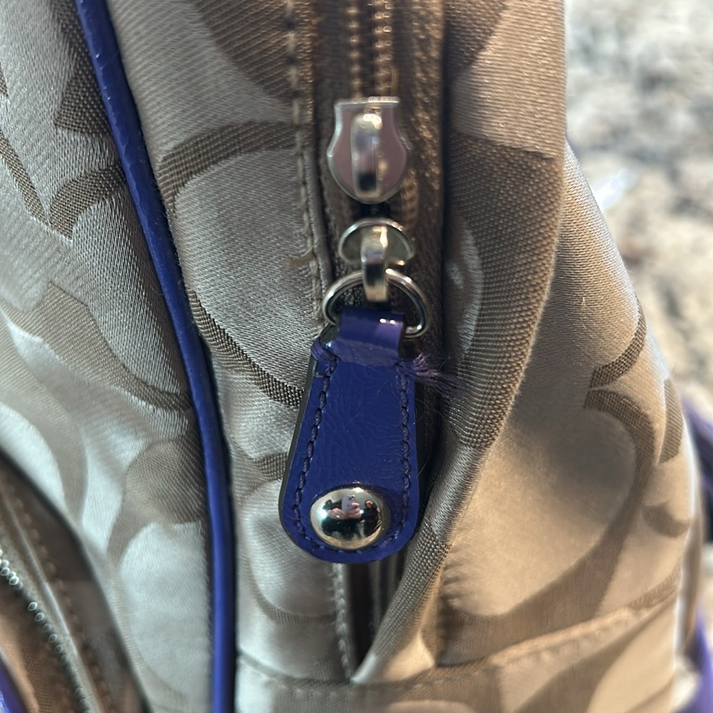 Authentic Coach Backpack - Picture 5 of 11